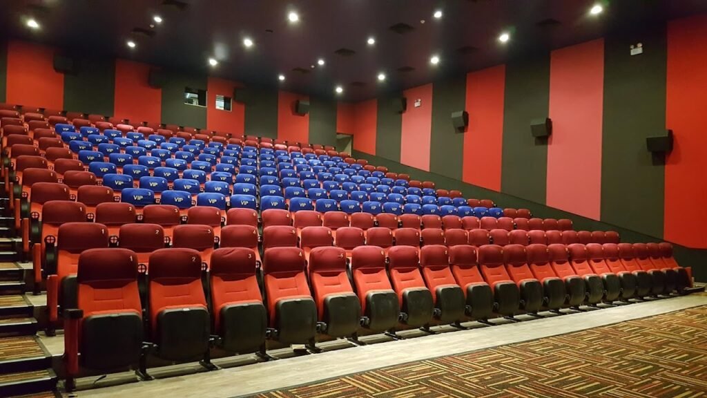 Rạp Chiếu Phim Đông Kinh – Lạng Sơn (Dong Kinh Cinema) - đường Nguyễn Du, Vĩnh Trại, Thành phố Lạng Sơn, Lạng Sơn