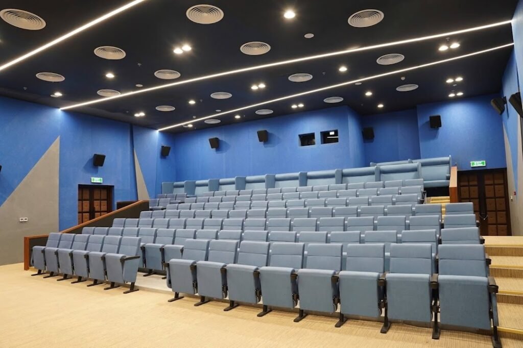 Rạp chiếu phim Thống Nhất - 28 Đại lộ Hồ Chí Minh, P. Trần Phú, Hải Dương