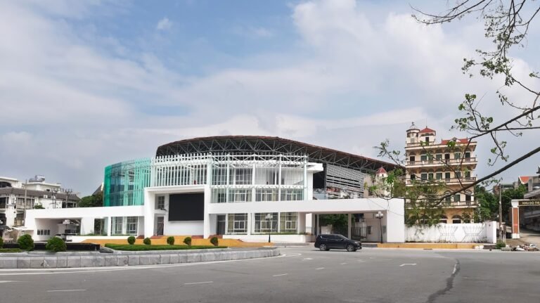 Rạp hát Phường Uông Bí